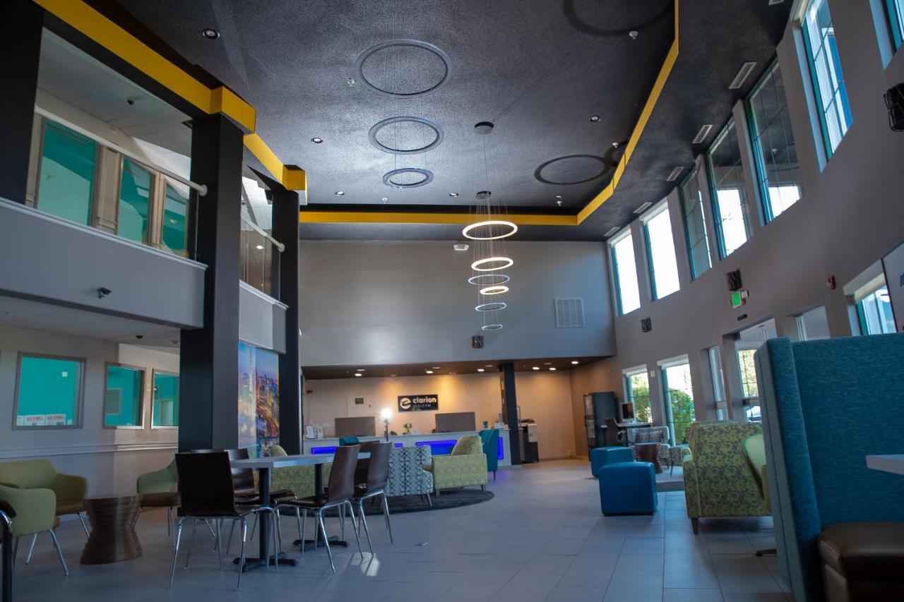 Clarion Pointe Indianapolis Airport Hotel Plainfield Exterior foto